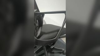 Cadeira giratória de escritório preta ergonômica conforto