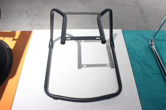 Bom preço Cadeira de escritório elegante em ferro preto, estrutura metálica, base da cadeira de escritório, 515x515x370mm on-line