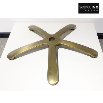 Bom preço Aluminum alloy die-casting one-piece molding, golden 700mm office chair base on-line