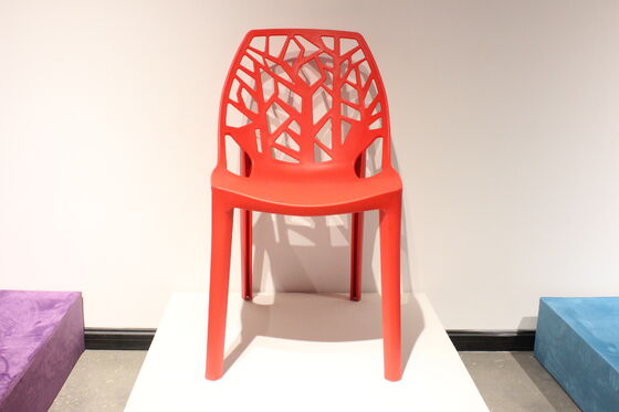 Bom preço Cadeira de plástico moderna Minimalista Solução de assento moderno para quartos e áreas de estudo de apartamentos on-line